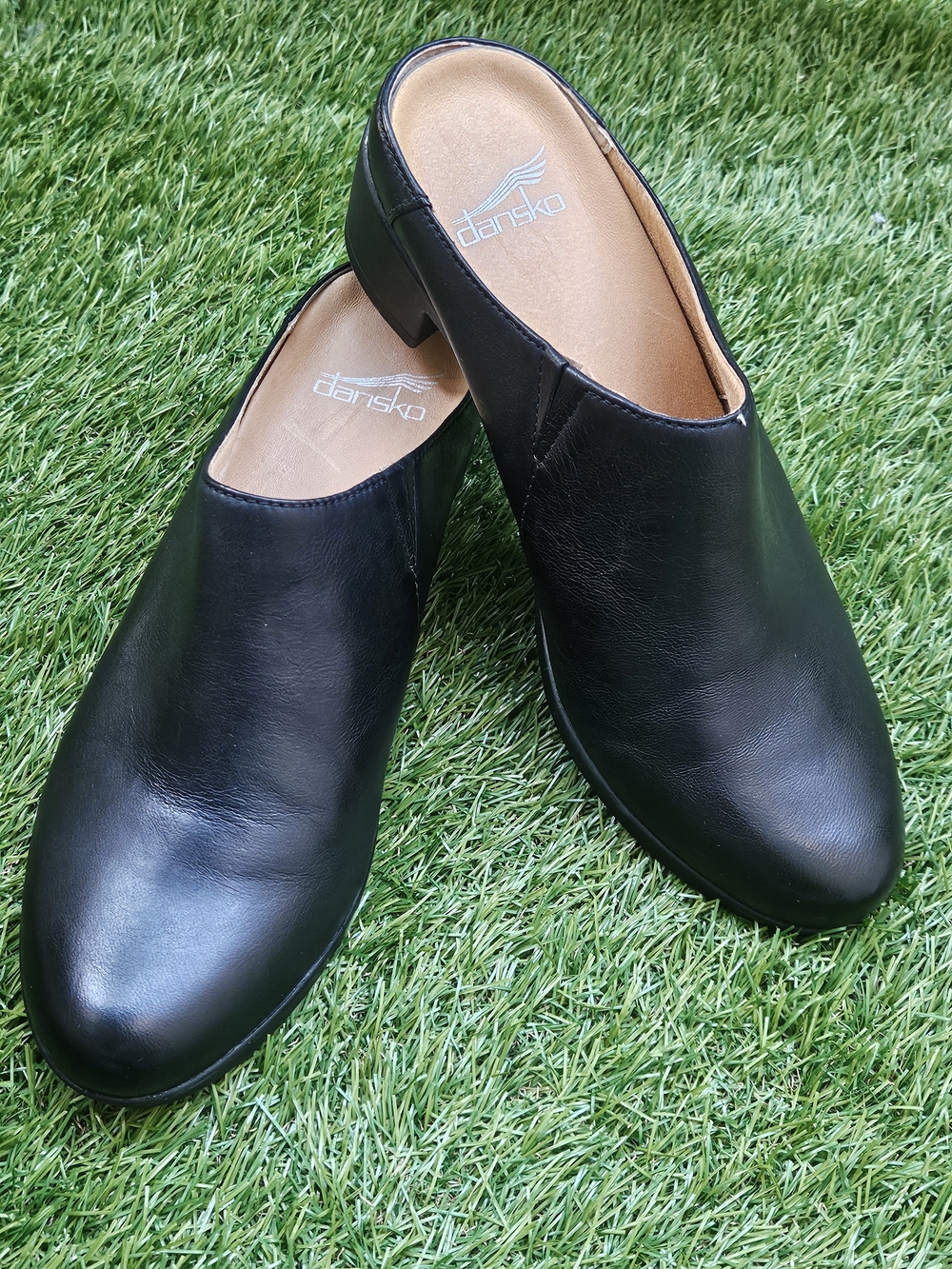 ​Dansko Black Leather Slip On Mule Clogs Shoes Size 39 / US 8.5-9 NWOT